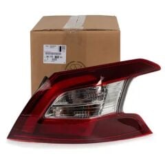 Peugeot 308 T9 Sağ Arka Stop Lambası Orijinal 9677817580