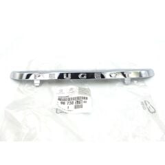 Peugeot 208 Ön Peugeot Yazısı PSA Orijinal 9673857680