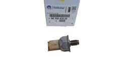 Citroen C4 Picasso 1.6 Bluehdı Enjektör Rampa Müşürü Orijinal 9676643880