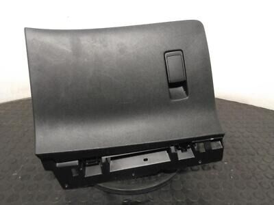 Peugeot 2008 P24 Ön Eşya Gözü Allure ve Gtine Modollerinde Olan Oriijnal Ürün 98247938XU