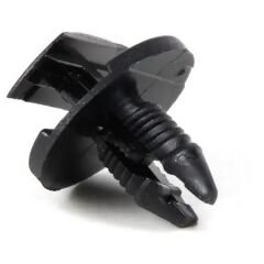 Opel Mokka Davlumbaz Klipsi PSA Orijinal 1622749580 **35,00 TL**