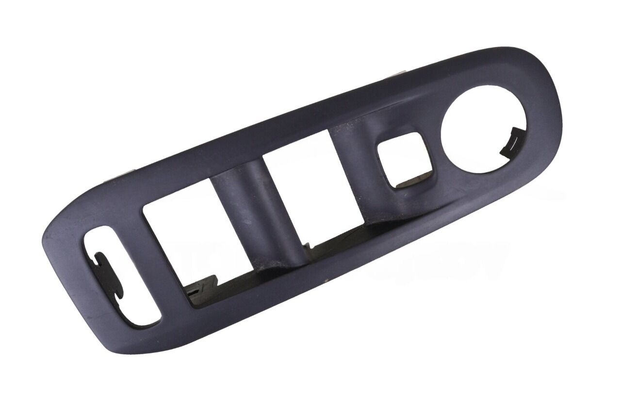 Peugeot 308 T9 Sol Ön Cam Açma Düğme Çerçevesi Orijinal 98031623ZD