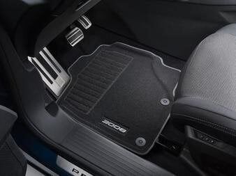 Peugeot 3008 P64 Hybrid Havuzlu Halı Paspas Takımı Orijinal 1693475080